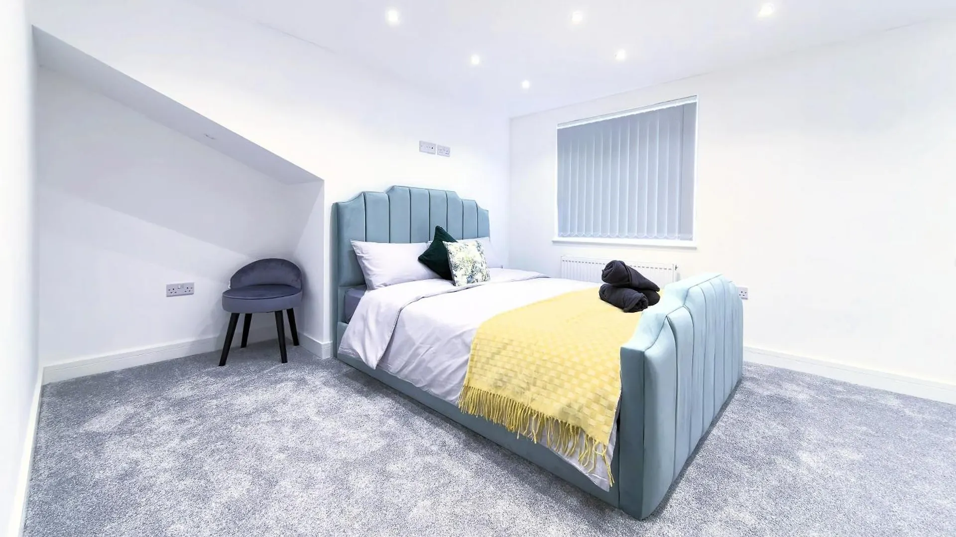 Shaw Heath Cottage - Charming Holiday Home In The Heart Of Stockport 0*,