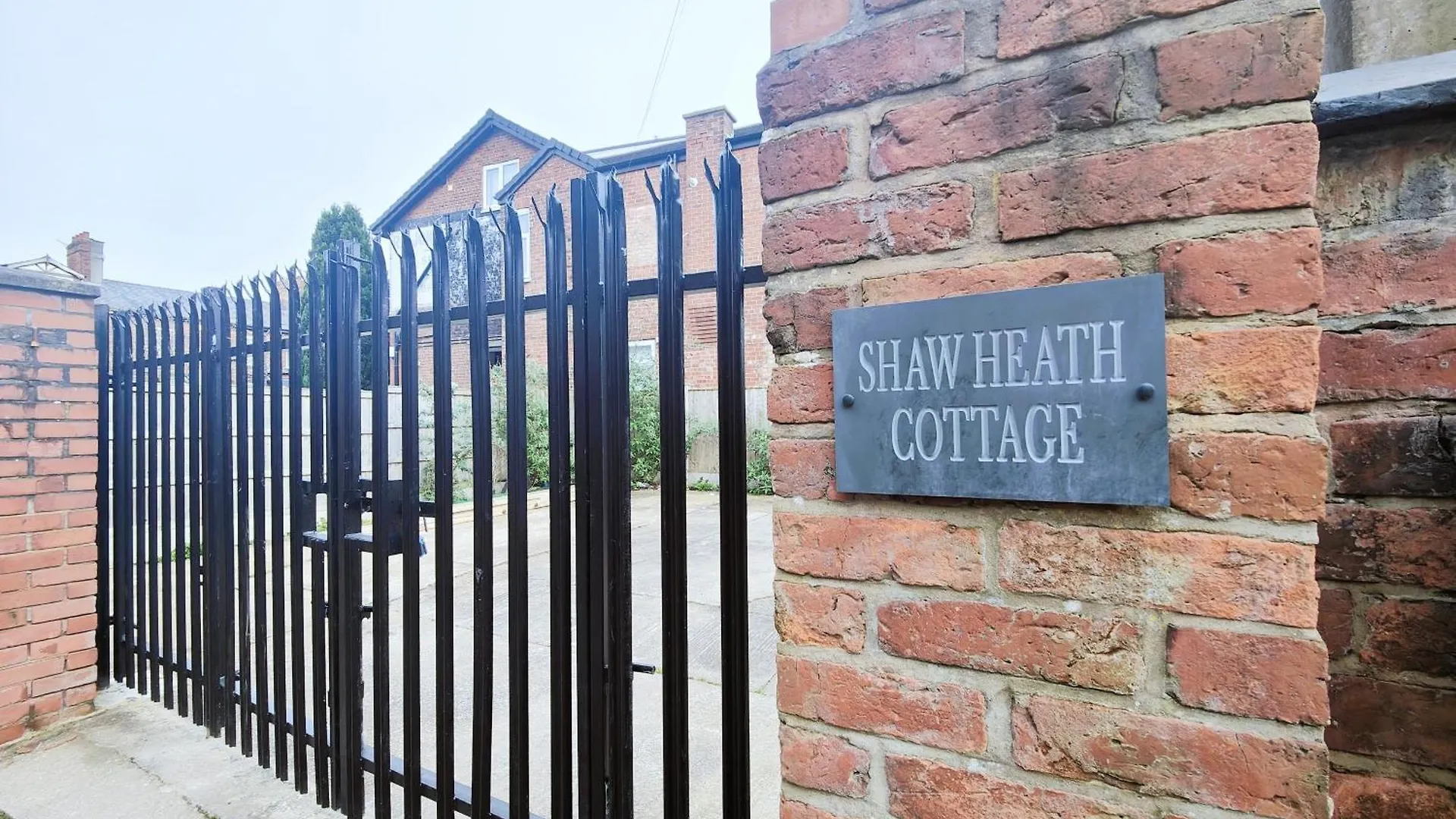 Shaw Heath Cottage - Charming Holiday Home In The Heart Of Stockport Regno Unito